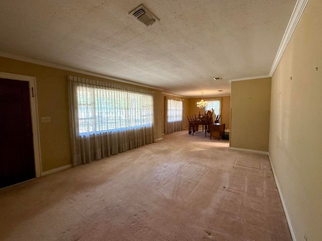 1606 Church St., Columbia, MS 39429