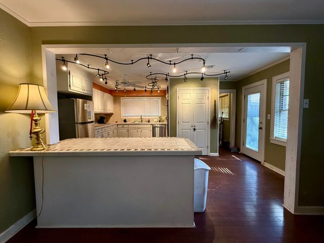 1606 Church St., Columbia, MS 39429