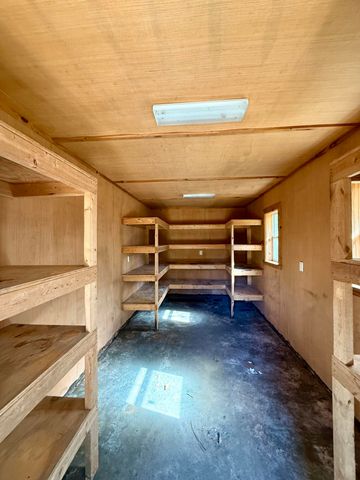 1606 Church St., Columbia, MS 39429