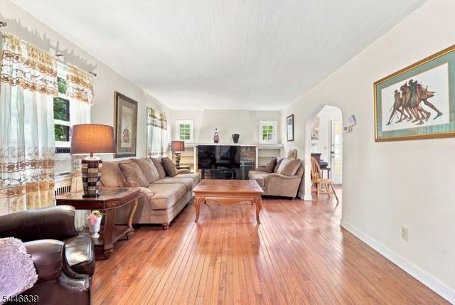 928 Beechwood Ct, Plainfield City, NJ 07060