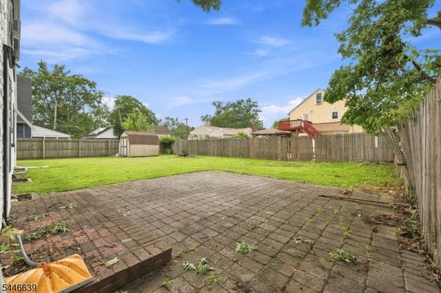 928 Beechwood Ct, Plainfield City, NJ 07060