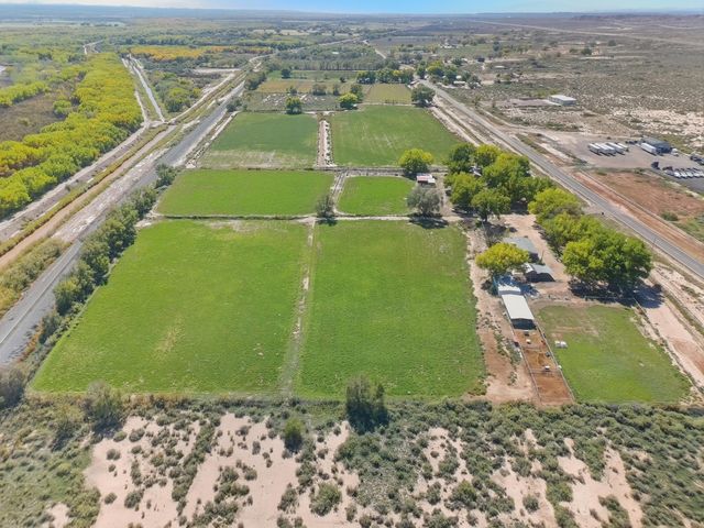 418 Highway 116, Bosque, NM 87006