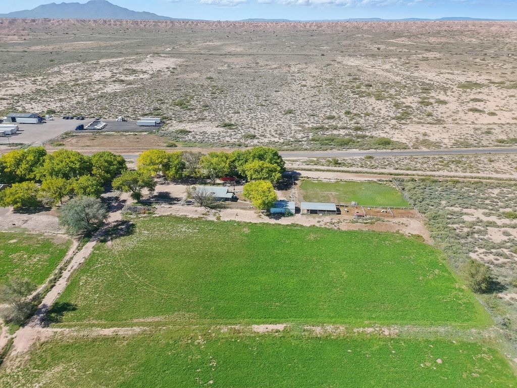 418 Highway 116, Bosque, NM 87006