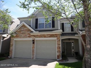 11055 CASTLEMAIN Circle, Jacksonville, FL 32256