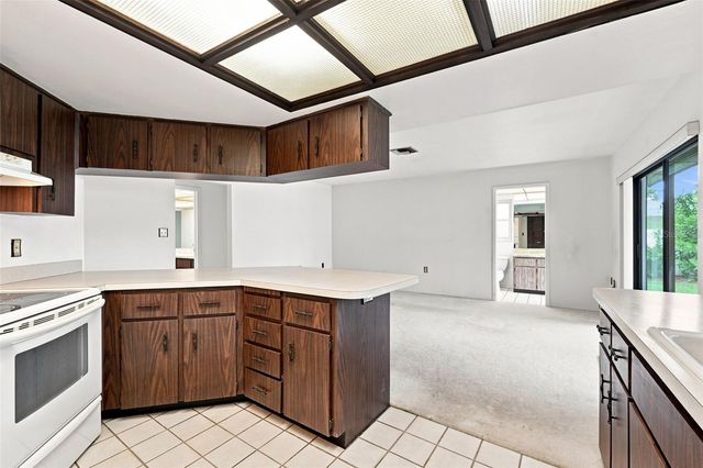 203 HILLCREST DRIVE, Safety Harbor, FL 34695