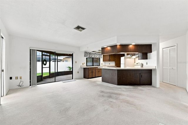 203 HILLCREST DRIVE, Safety Harbor, FL 34695