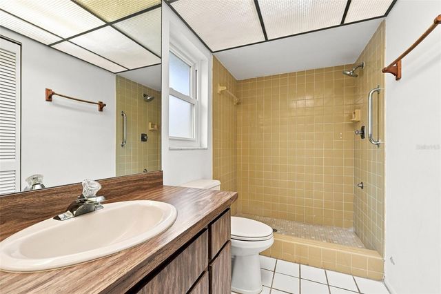 203 HILLCREST DRIVE, Safety Harbor, FL 34695