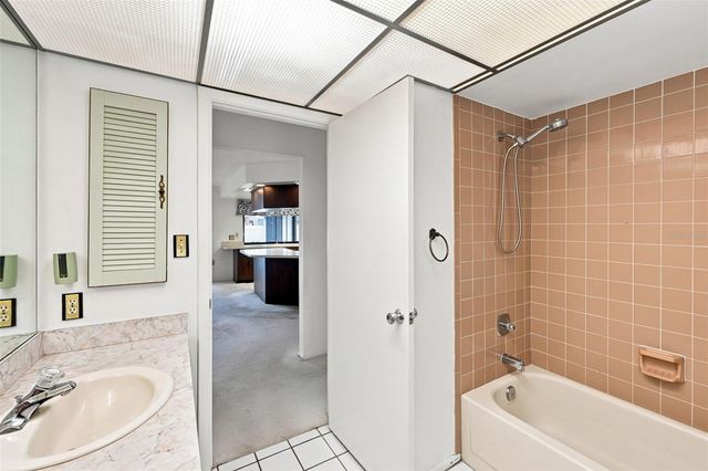 203 HILLCREST DRIVE, Safety Harbor, FL 34695