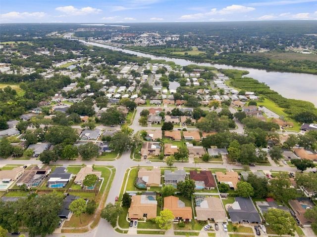 203 HILLCREST DRIVE, Safety Harbor, FL 34695