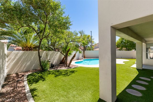168 Buena Court, Henderson, NV 89074