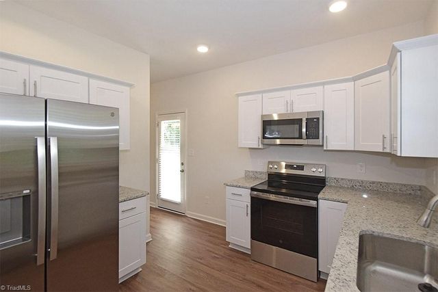3437 Littlefield Way, Greensboro, NC 27405