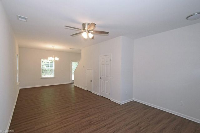 3437 Littlefield Way, Greensboro, NC 27405