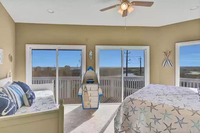 14450 Spyglass Circle, Galveston, TX 77554