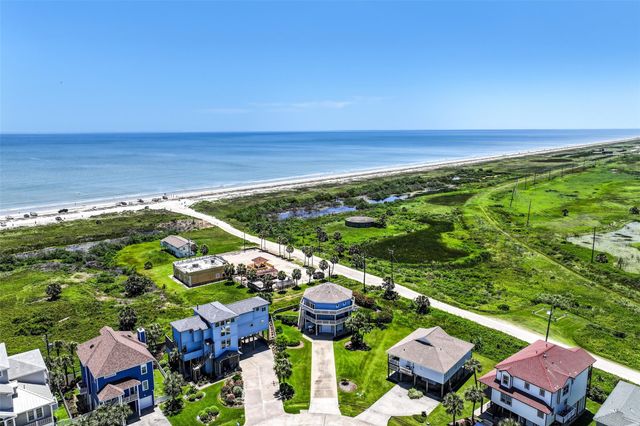 14450 Spyglass Circle, Galveston, TX 77554