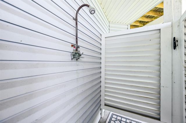 14450 Spyglass Circle, Galveston, TX 77554