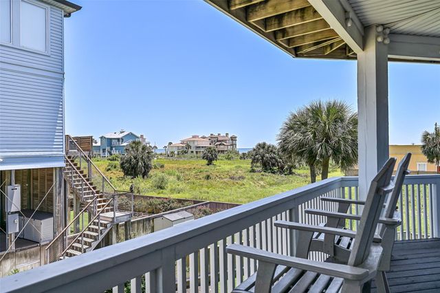 14450 Spyglass Circle, Galveston, TX 77554