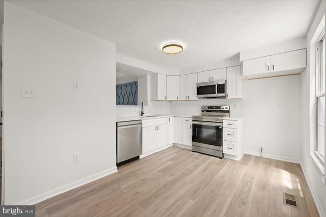 7833 PADDOCK WAY, Baltimore, MD 21244
