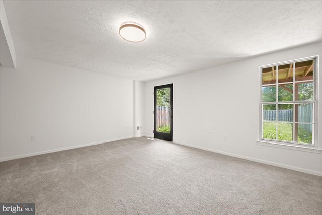 7833 PADDOCK WAY, Baltimore, MD 21244