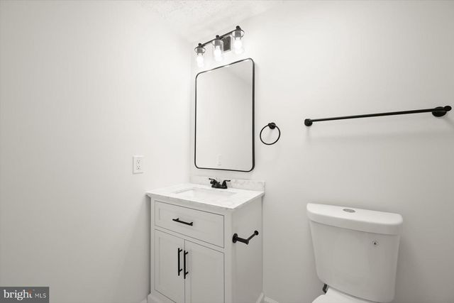 7833 PADDOCK WAY, Baltimore, MD 21244