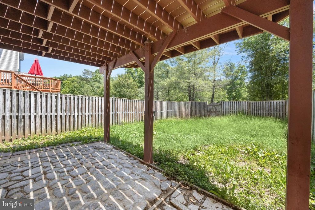 Image 37 of property listing at 7833 PADDOCK WAY, Baltimore, MD 21244