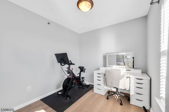 34 Limerick Ln, Lopatcong Twp., NJ 08865