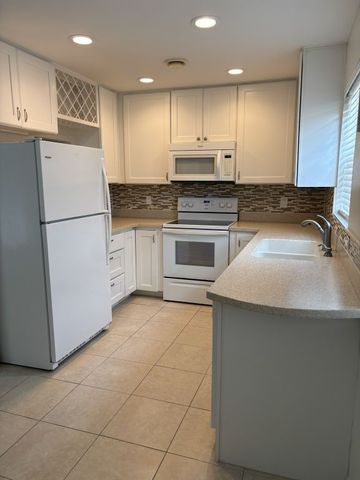 2800 Indian River Boulevard 1C, Vero Beach, FL 32960