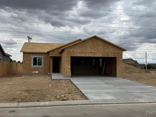 5204 Gannet Lane, Pueblo, CO 81008