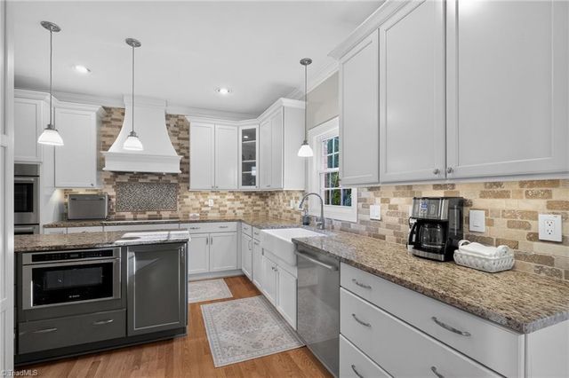 8415 Curraghmore Court, Clemmons, NC 27012