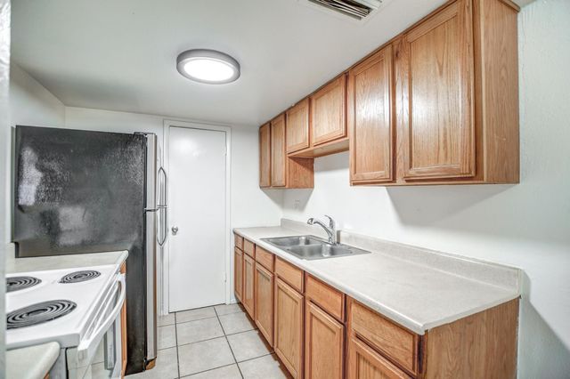 4648 E Wood Street, Phoenix, AZ 85040