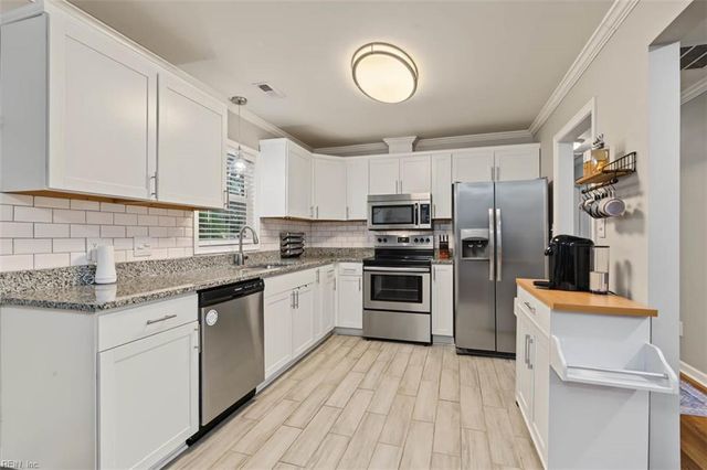 656 Harpersville RD, Newport News, VA 23601