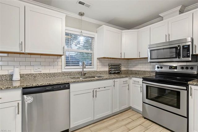 656 Harpersville RD, Newport News, VA 23601
