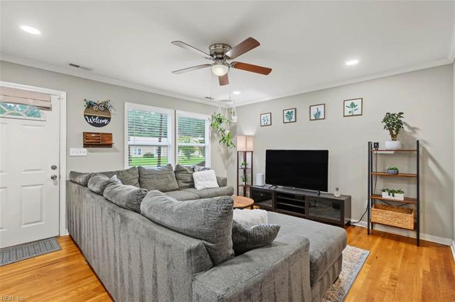 656 Harpersville RD, Newport News, VA 23601