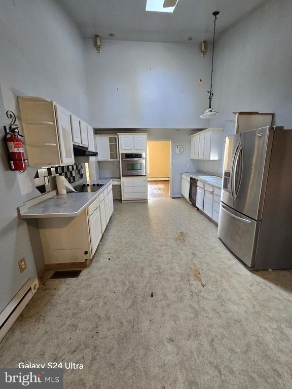 224 W MAIN ST W, Millville, NJ 08332