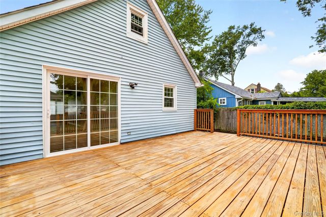 68 Ridgewood Avenue, Middletown, NY 10940
