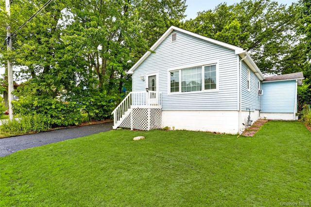 68 Ridgewood Avenue, Middletown, NY 10940