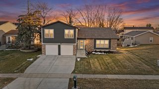 51 W Stevenson Drive, Glendale Heights, IL 60139