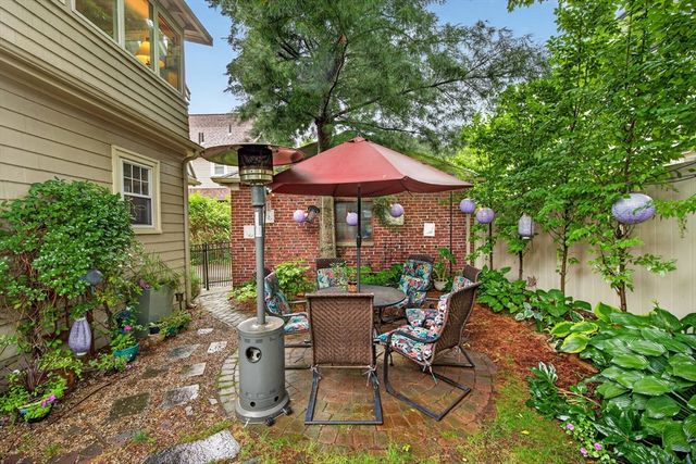 45 Hamlet St, Arlington, MA 02474