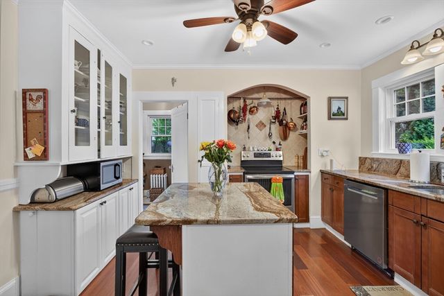45 Hamlet St, Arlington, MA 02474