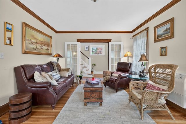 45 Hamlet St, Arlington, MA 02474