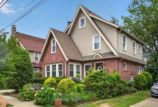 45 Hamlet St, Arlington, MA 02474