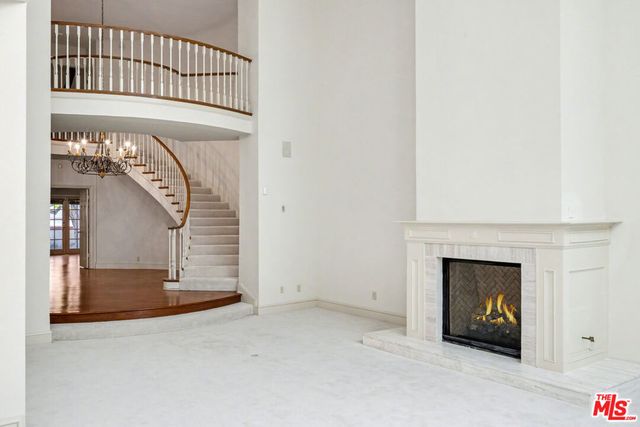 12386 Ridge Circle, Los Angeles, CA 90049