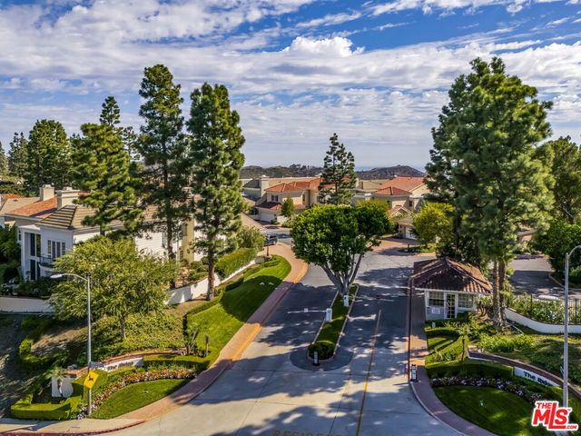 12386 Ridge Circle, Los Angeles, CA 90049