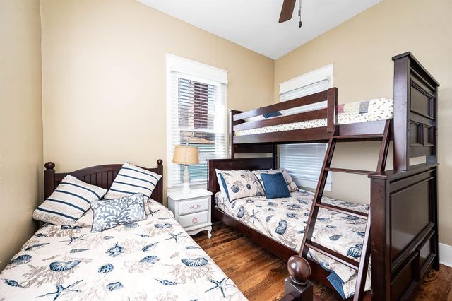 3811 Avenue O, Galveston, TX 77550