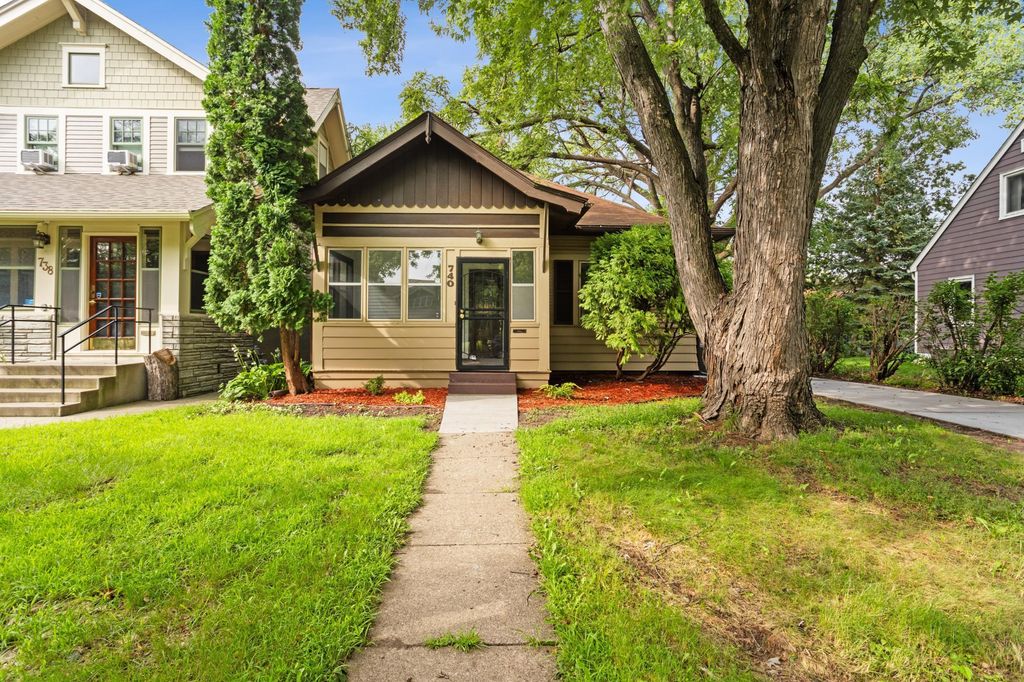 740 Como Avenue, Saint Paul, MN 55103