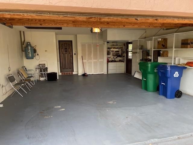 10924 NW 41st Dr, Coral Springs, FL 33065