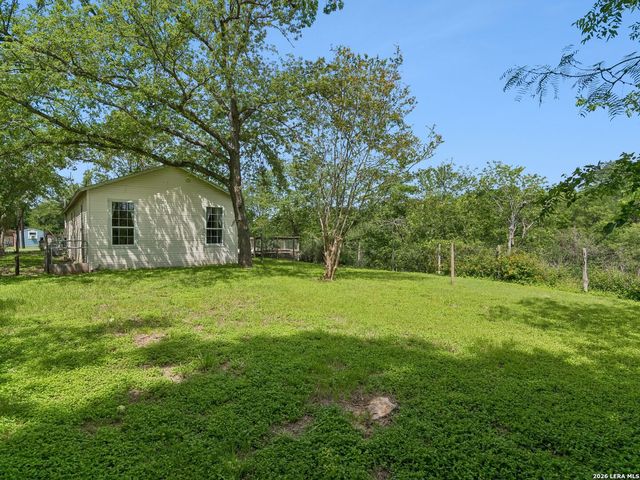 111 Brackenridge, Boerne, TX 78006