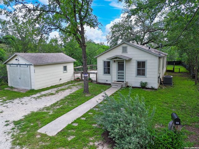 111 Brackenridge, Boerne, TX 78006