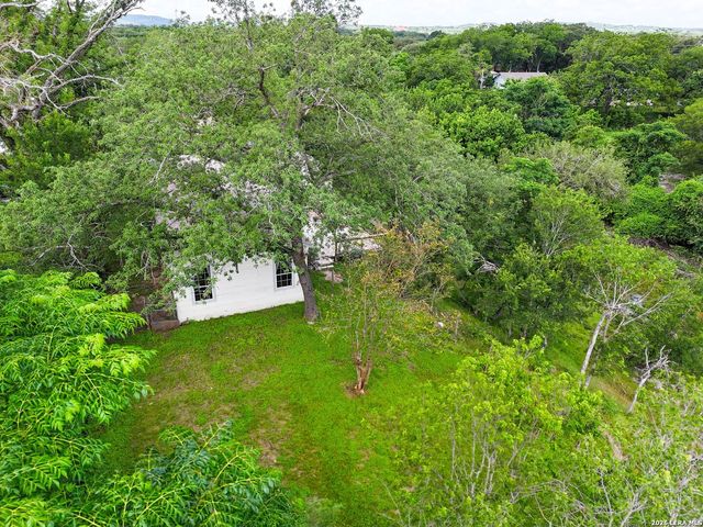 111 Brackenridge, Boerne, TX 78006
