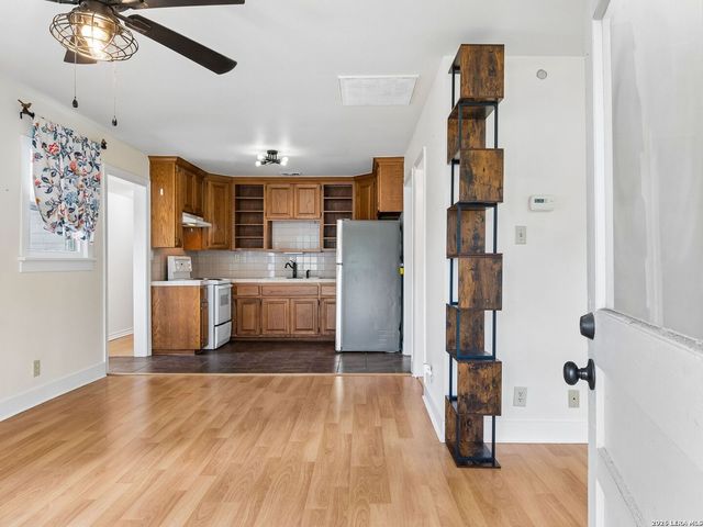 111 Brackenridge, Boerne, TX 78006