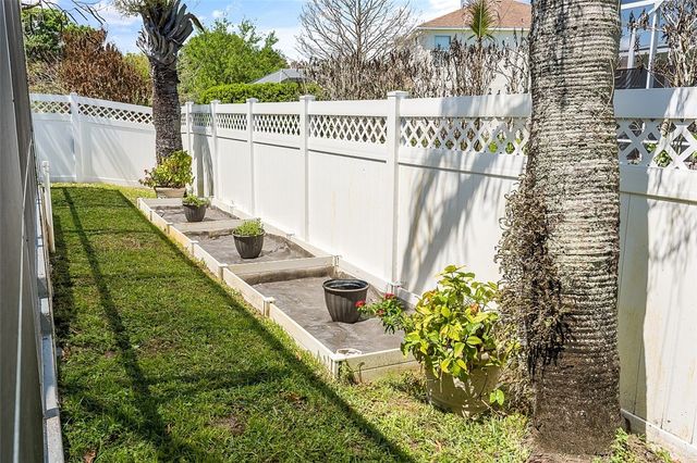 6576 35th Place, Vero Beach, FL 32966